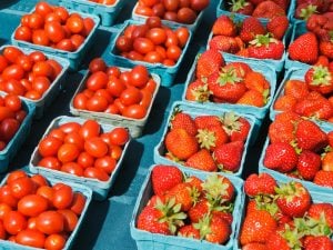 tomato-strawberry