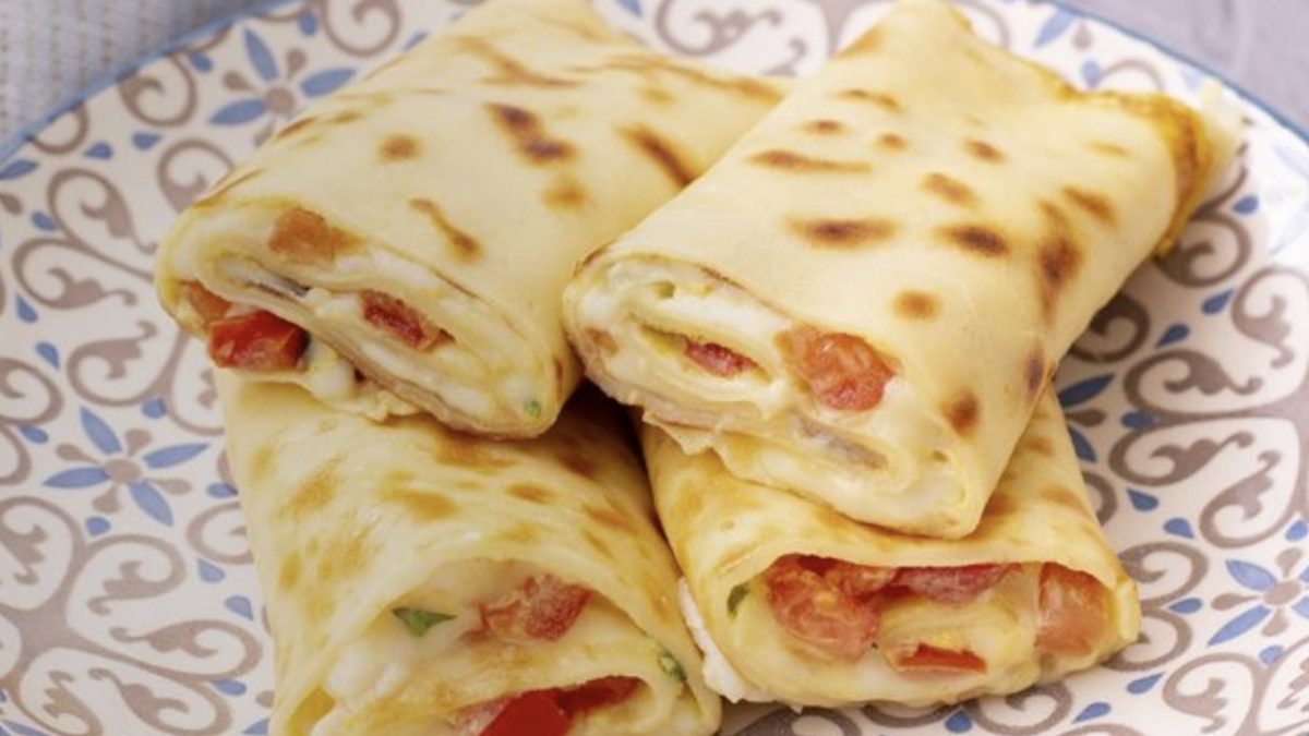 Crepe omelette roll the perfect recipe for a tasty breakfast!