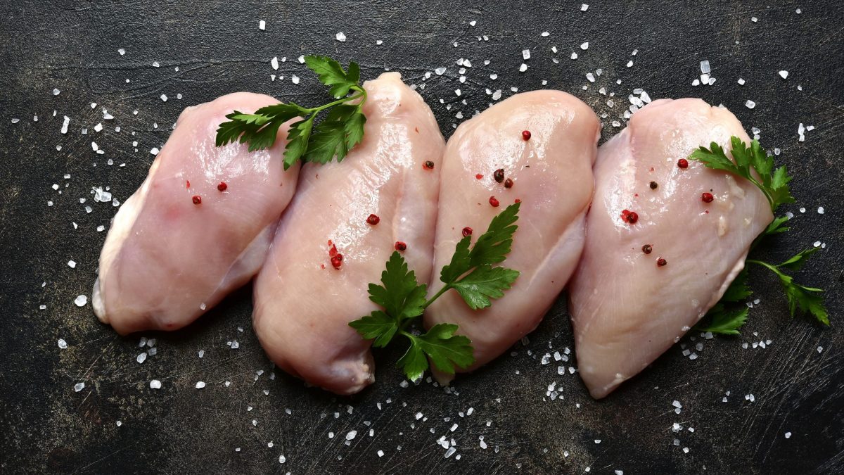 Which Is Best For Cooking Chicken Breast Or Chicken Thighs?