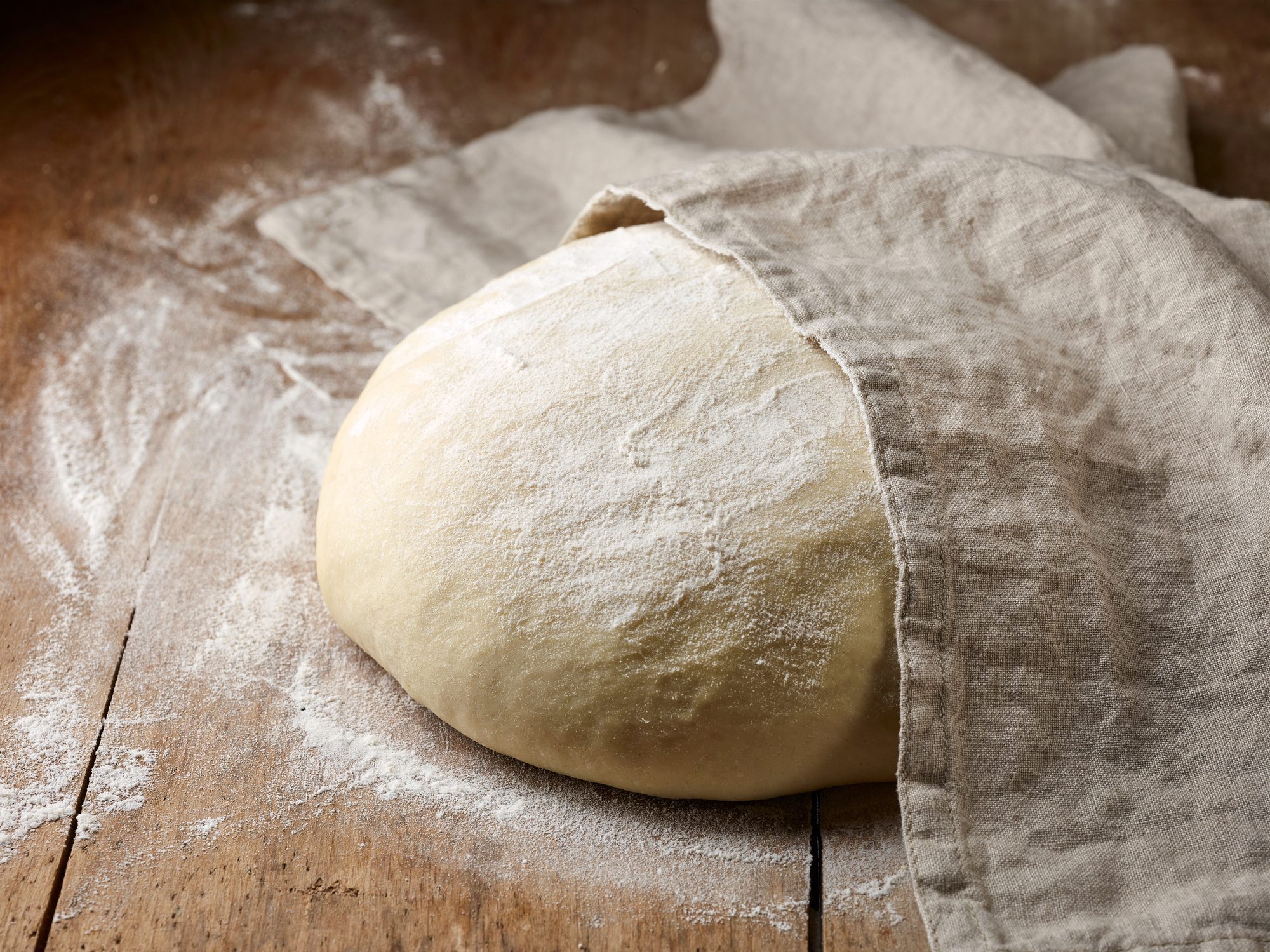 Pizza with dry yeast how to make the dough with the right suggestions and tips