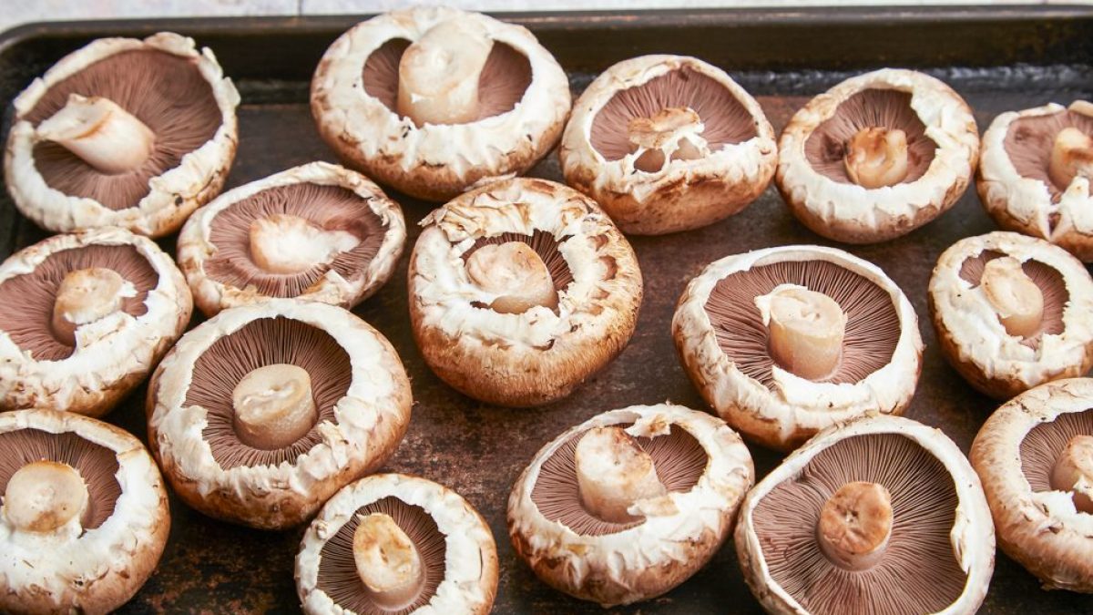 Here's How to Tell If Your Mushrooms Have Gone Bad (And Other Fungi