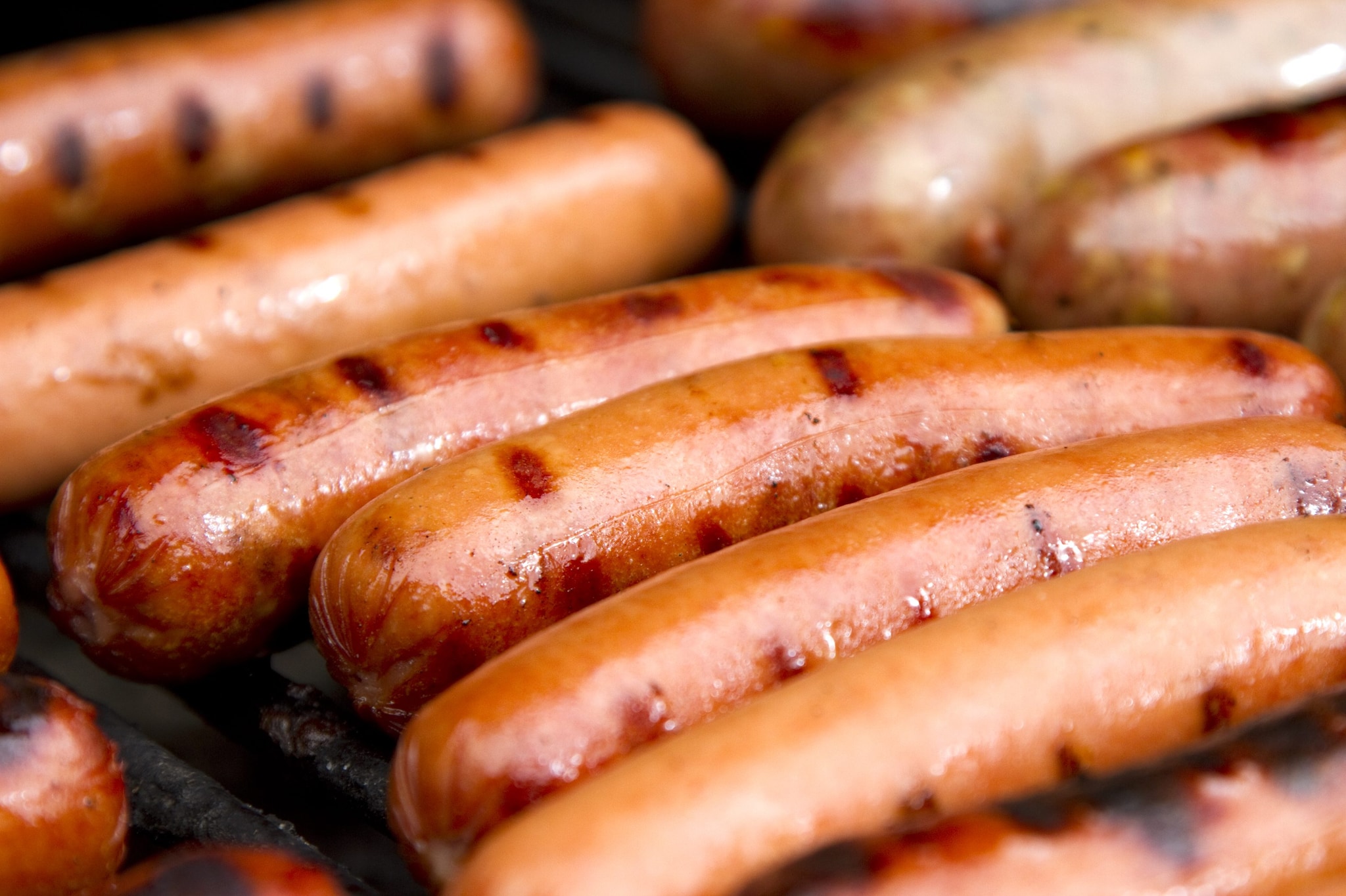 Here's A Stepbystep Guide To Making Traditional Hot Dogs