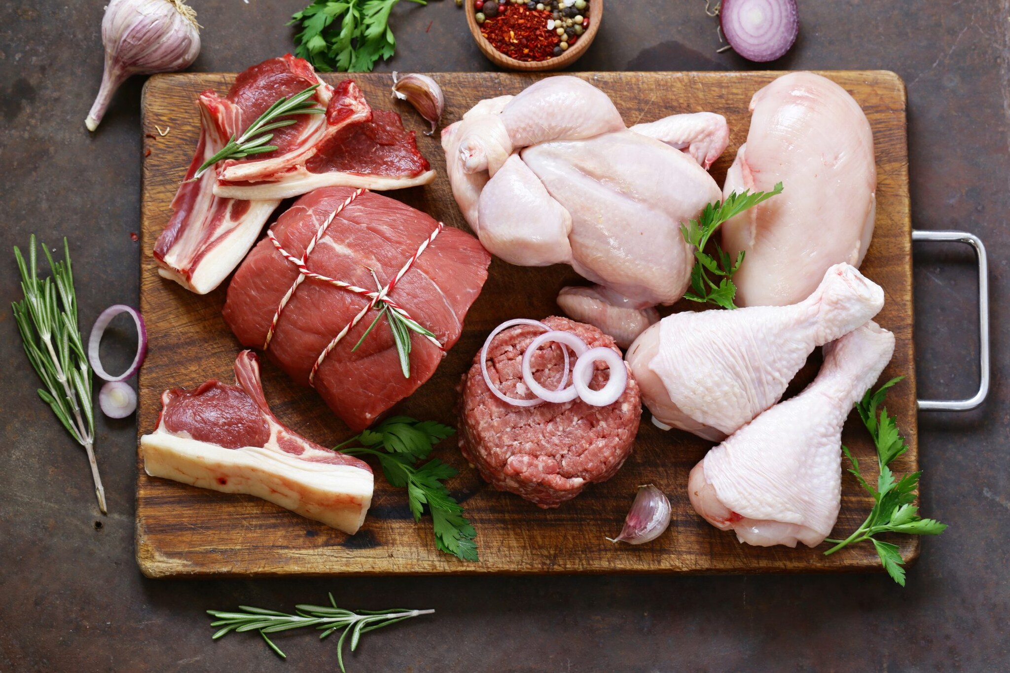10 Things to Look Out for When Buying Meat (And How to Buy the Best