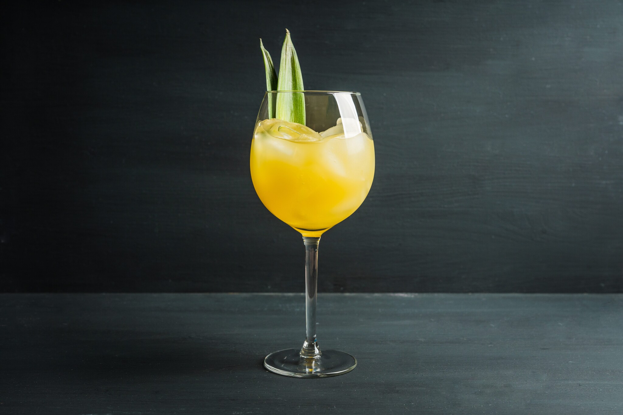 Everything You Need To Know About Pineapple Wine In A Jiffy!