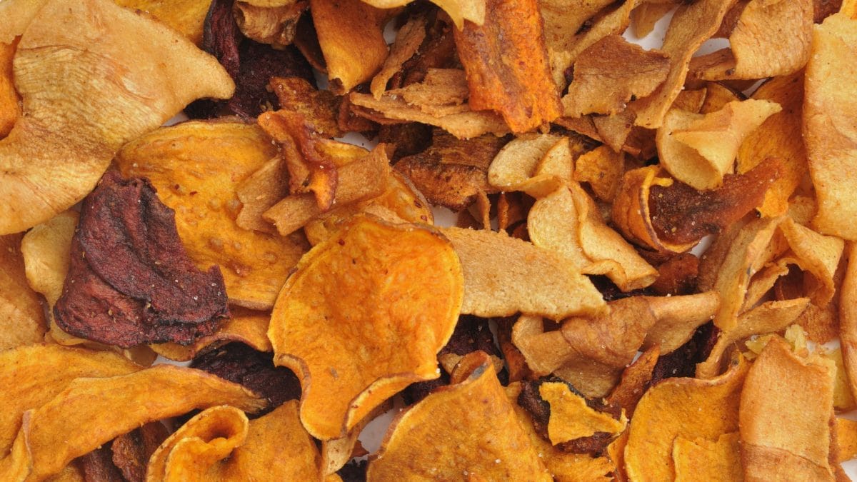 Carrot chips in the microwave oven