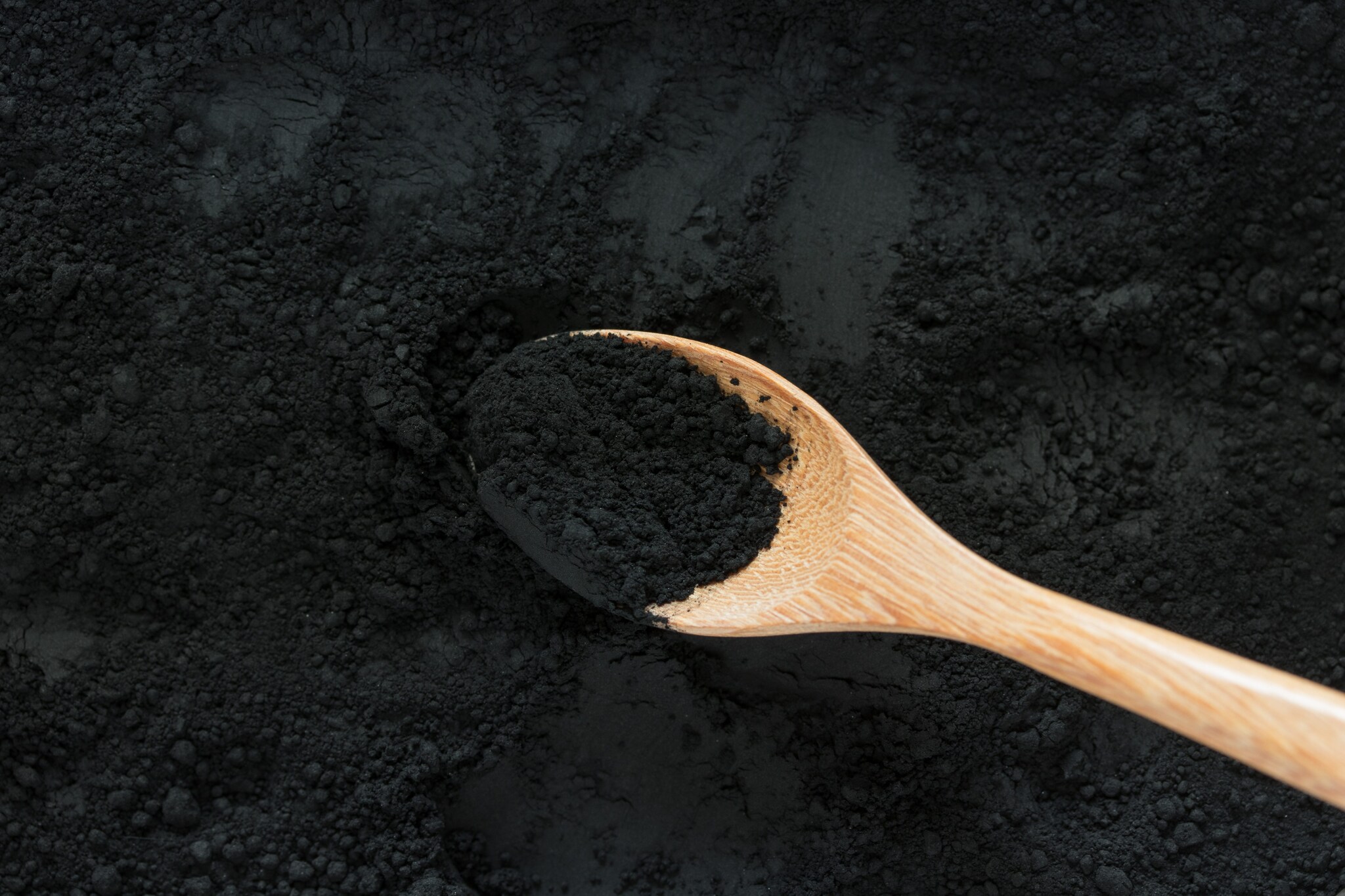 The Health Benefits And Side Effects Of Ingesting Activated Charcoal
