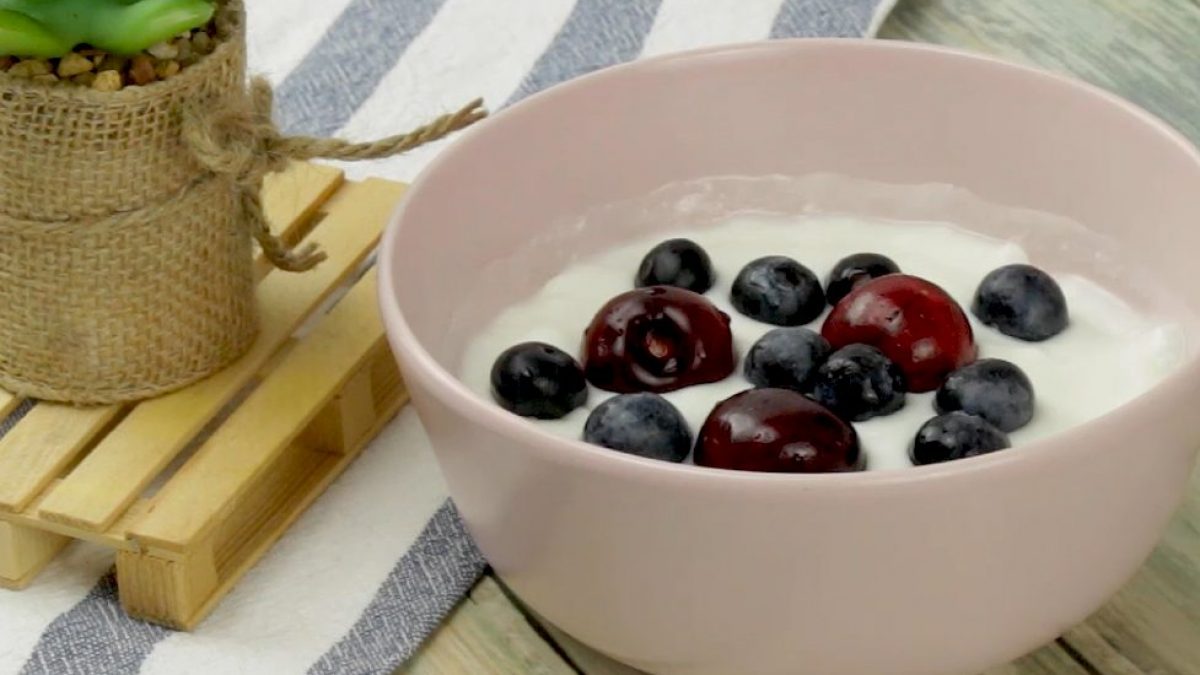 How to make homemade Greek yogurt a stepbystep tutorial
