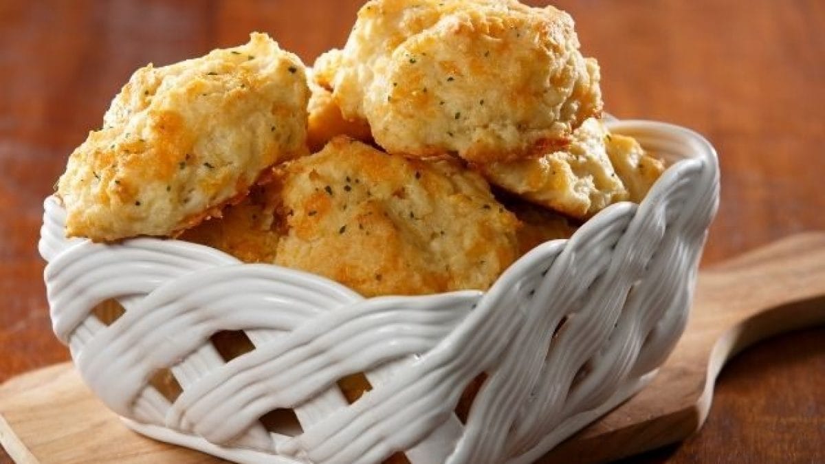Cheese Garlic Biscuits the easy drop biscuit recipe your family will love