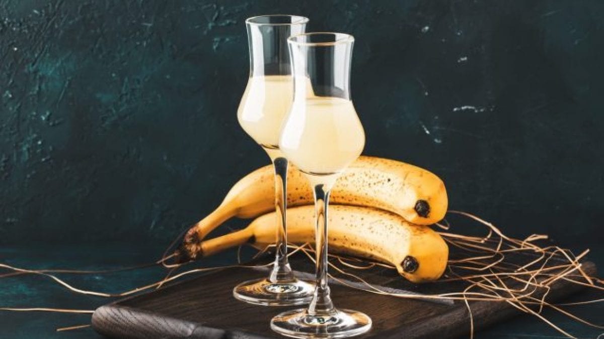 Homemade Banana Liqueur Recipe