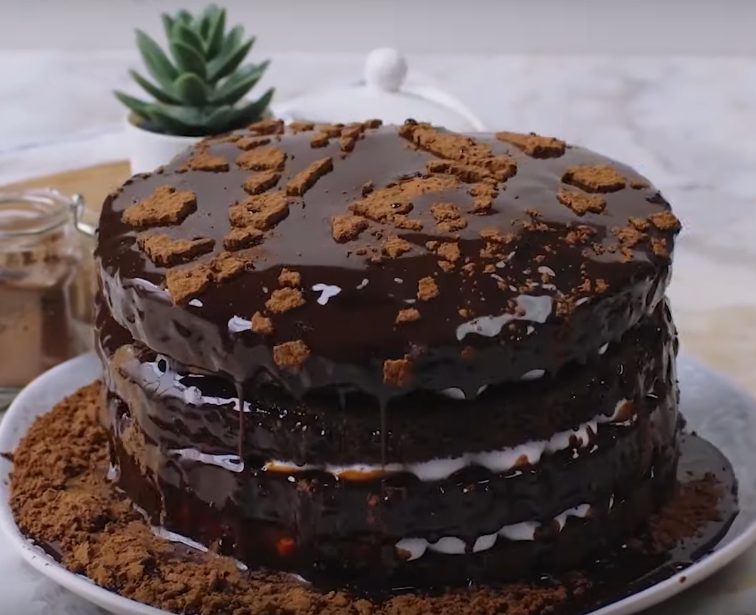 Chocolate Tsunami Cake (Pull Me Up Cake)