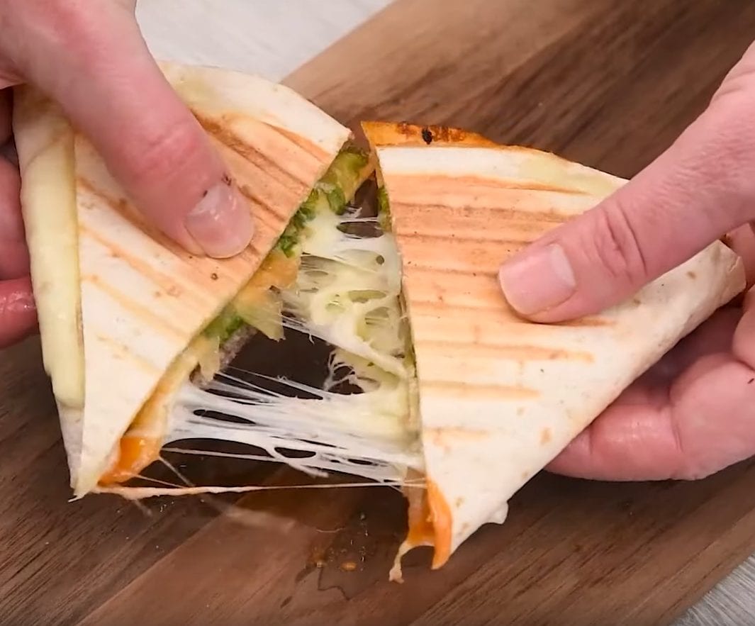 Quesadilla Burger (Applebee's Copycat)