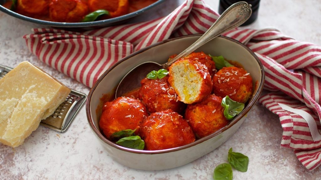 Ricotta Balls with Tomato Sauce Recipe
