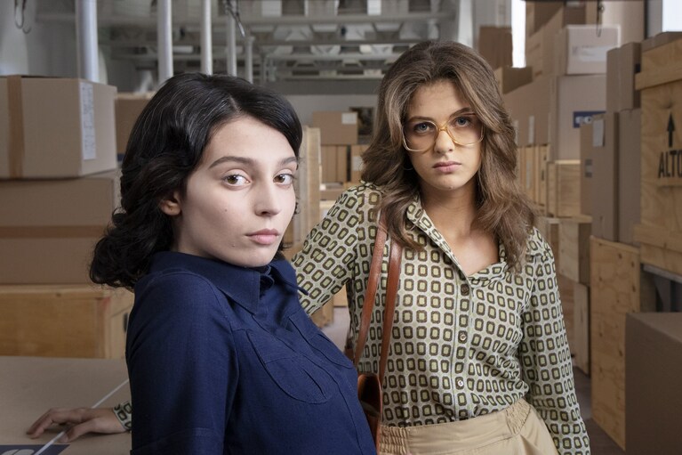 Gaia Girace e Margherita Mazzucco sul set de L'amica geniale 3