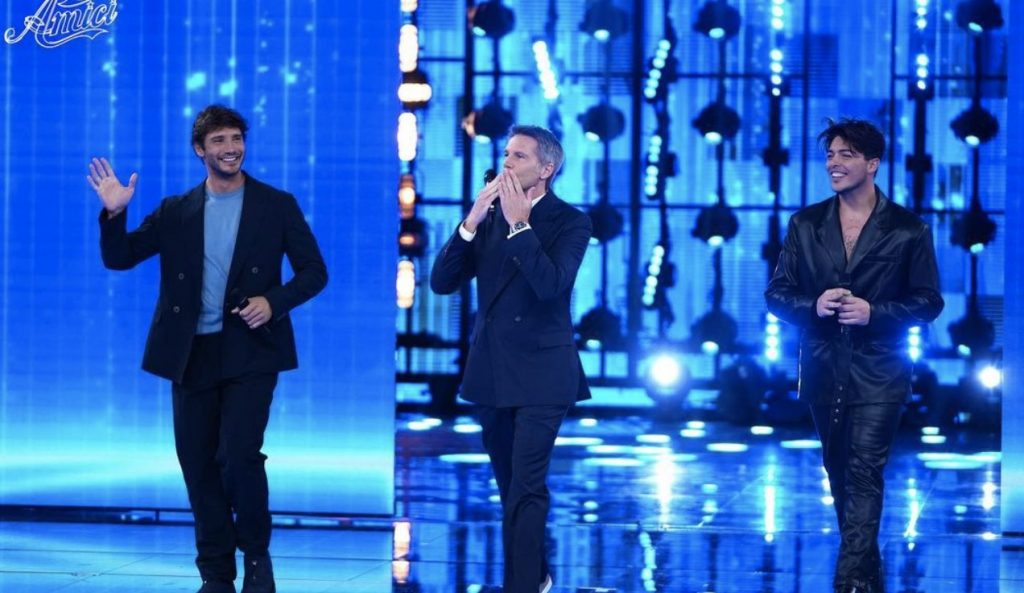 Serale di Amici 2022 Calma e Christian eliminati della seconda puntata Serale di Amici 2022 Calma e Christian eliminati della seconda puntata