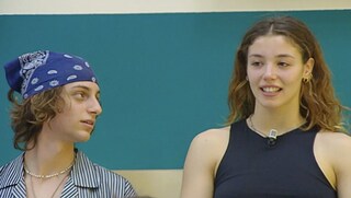 Albe e Serena festeggiano 6 mesi di fidanzamento ad Amici: "Io me la sposo"