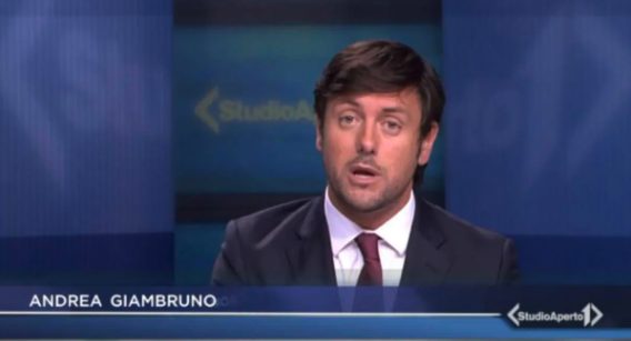 Andrea Giambruno in conduzione a Studio Aperto
