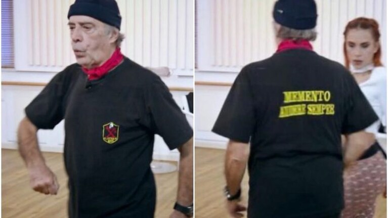 L'ormai noto fotogramma di Enrico Montesano con la maglietta della Xa MAS.