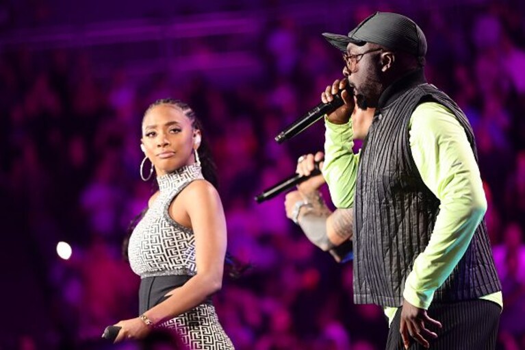 LAS VEGAS, NEVADA - SEPTEMBER 23: (FOR EDITORIAL USE ONLY) (L-R) J. Rey Soul and will.i.am of Black Eyed Peas perform onstage during the 2022 iHeartRadio Music Festival at T-Mobile Arena on September 23, 2022 in Las Vegas, Nevada. (Photo by Matt Winkelmeyer/Getty Images for iHeartRadio)