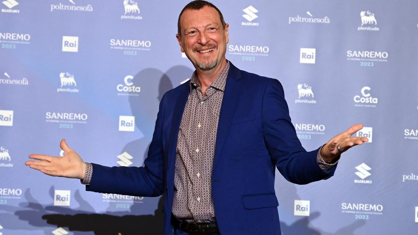 Foto Gian Mattia D\'Alberto / LaPresse 10 Febbraio 2023 - Sanremo (IM) spettacolo - 73mo festival della canzona italiana Photocall organizzazione Nella foto: Amadeus February 10, 2023 Sanremo (IM) Entertainment - 73th festival of Italian song Photocall In the pic: Amadeus