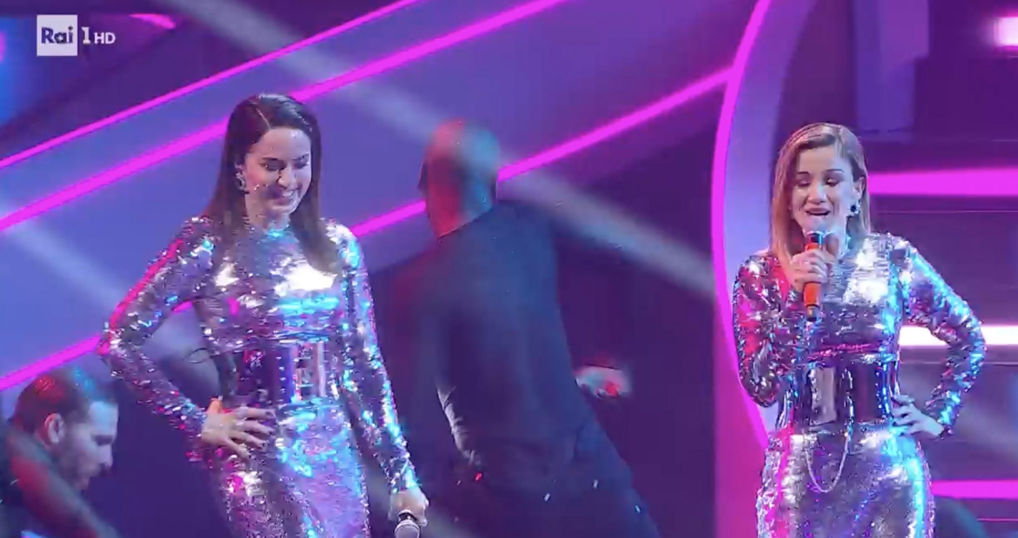 Cosa è successo nella seconda serata di Sanremo 2023 scaletta e classifica Cosa è successo nella seconda serata di Sanremo 2023 scaletta e classifica
