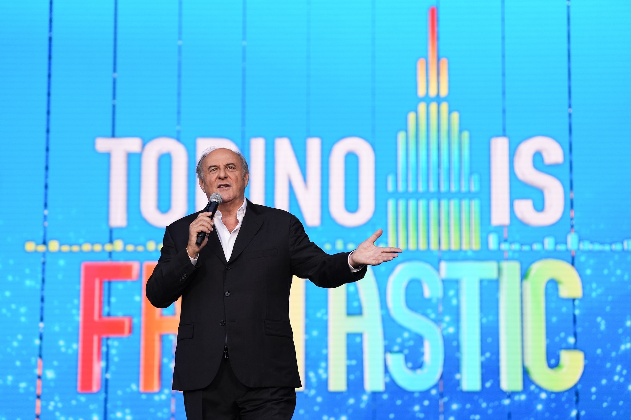 La scaletta del concerto per San Giovanni a Torino con Gerry Scotti: l’ordine dei cantanti il 29 giugno