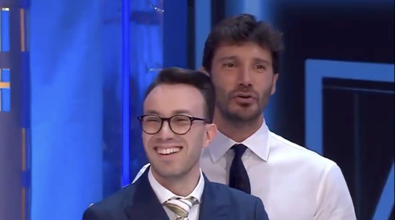 Chi è Antonio Mansueto di Affari Tuoi, il pacchista della Puglia soprannominato "Il Presidente"