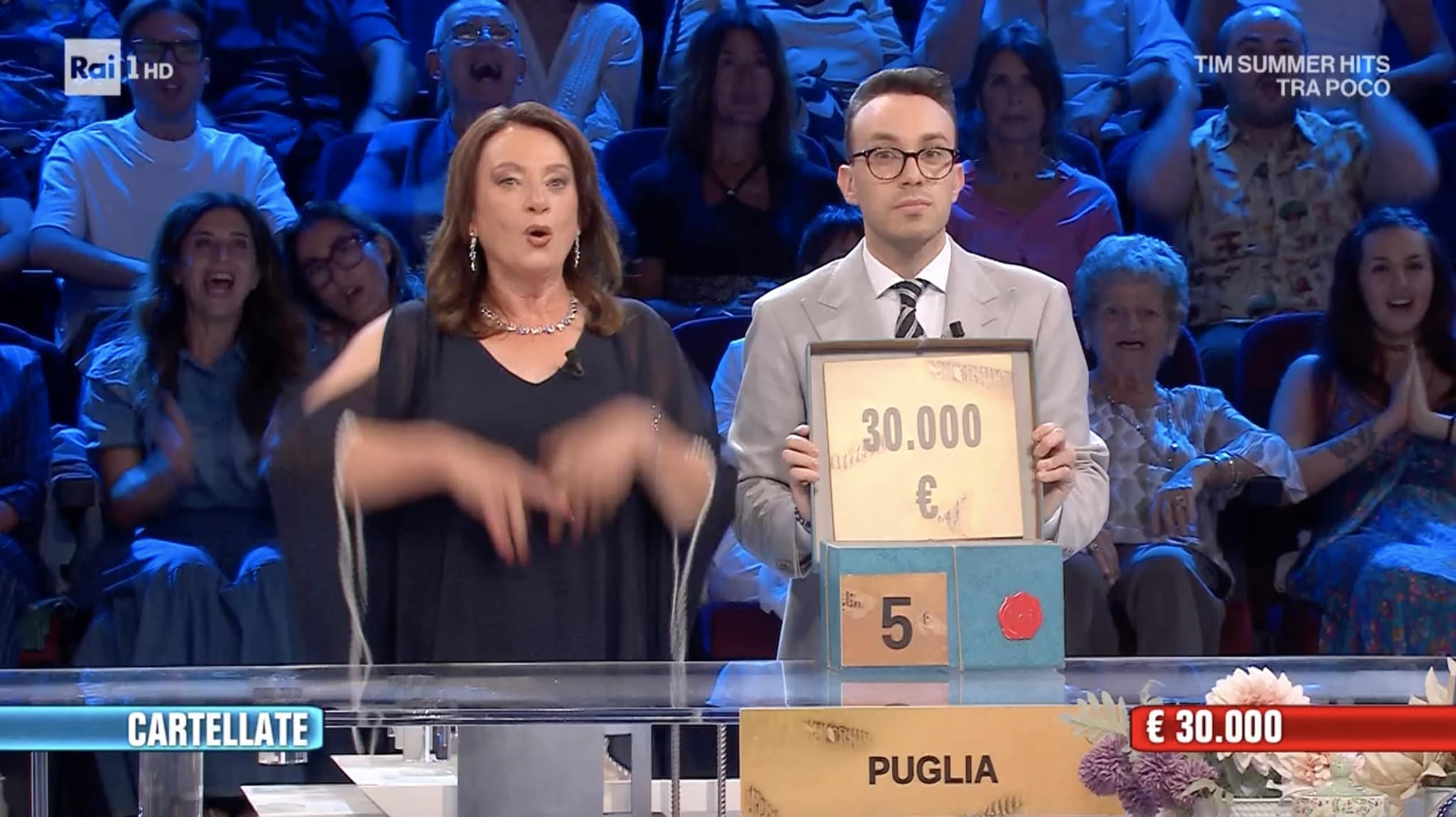 Ad Affari Tuoi Antonio, detto Il Presidente, non si arrende: "Credo nel destino" e torna a casa con le tasche piene