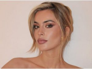 Sophie Codegoni criticata perché va in vacanza nonostante sia mamma, la replica: &#8220;Non devo annullarmi perché ho una figlia&#8221;