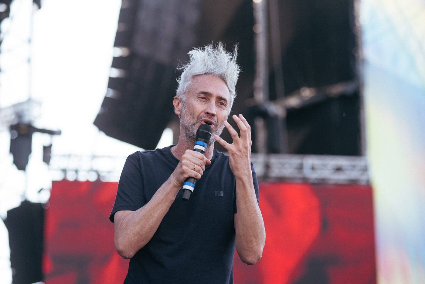 Vincenzo Schettini: “Ai giovani serve una disintossicazione digitale, ma a casa e non a scuola”
