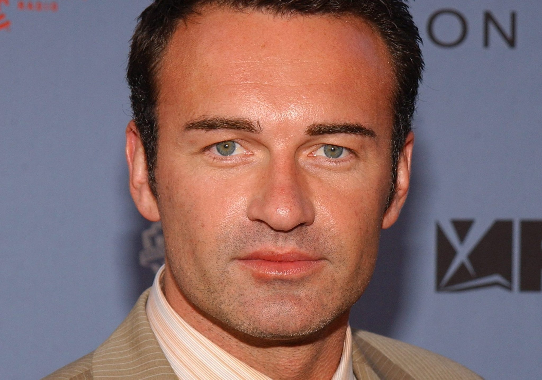 Julian McMahon è stato cremato: svelate le cause della morte dell'attore di Streghe