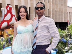 Rihanna presto mamma per la terza volta, A$AP Rocky si lascia sfuggire il sesso del bebé in arrivo