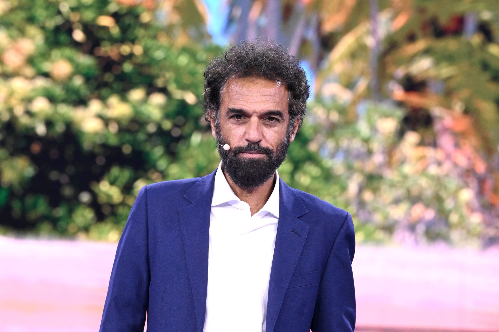 Dino Giarrusso dopo l'Isola: "Una o due costole fratturate causate dalla prova del serpente. Ho diversi acciacchi"