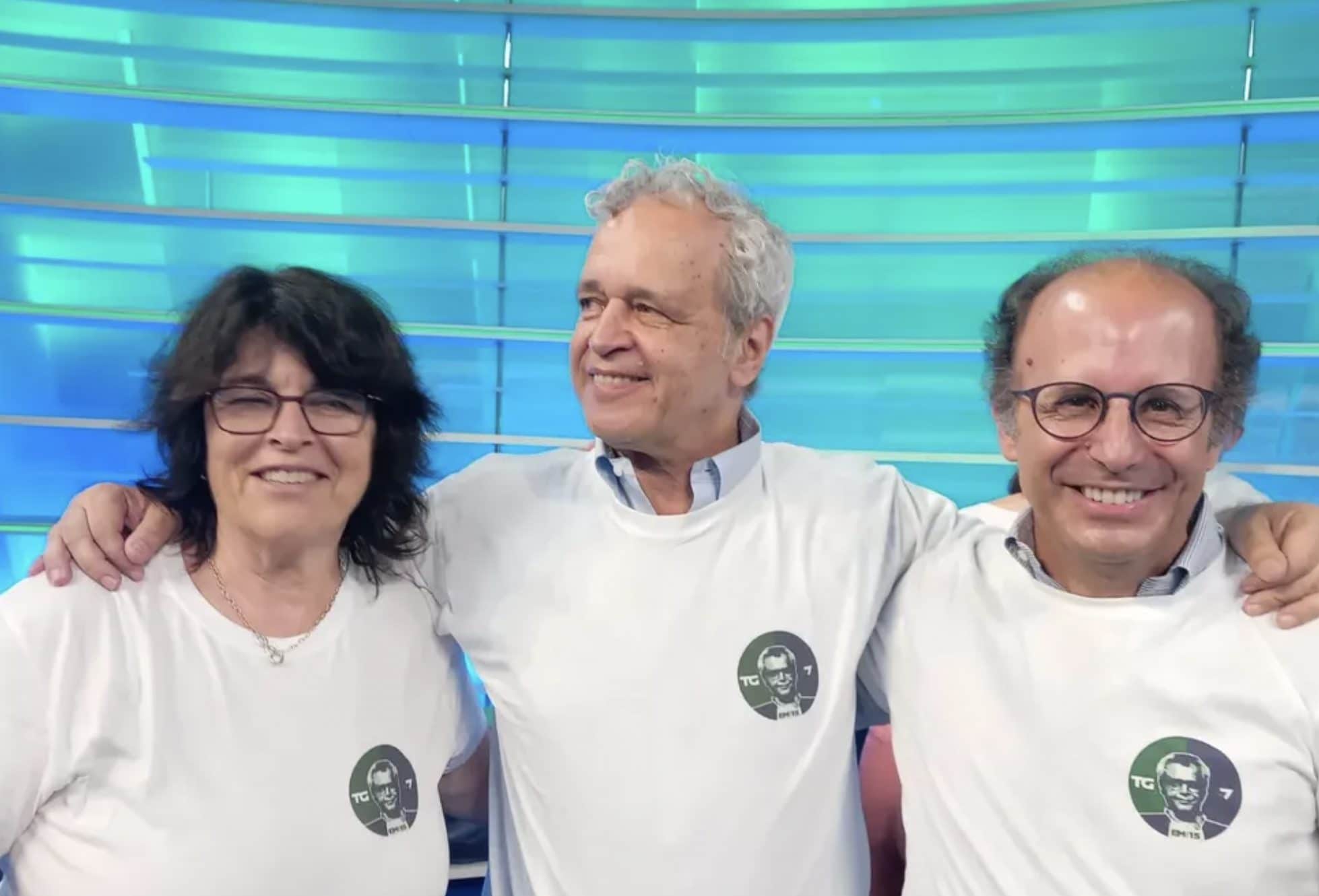 Mentana festeggia i 15 anni al TG LA7 con un party in studio: "Ho fatto il discorso che mi sentivo di fare"