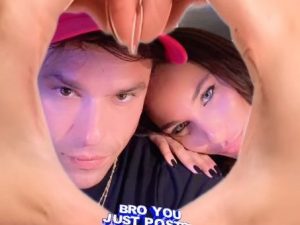 Fedez ufficializza la frequentazione con Giulia Honegger, sui social la prima foto di coppia