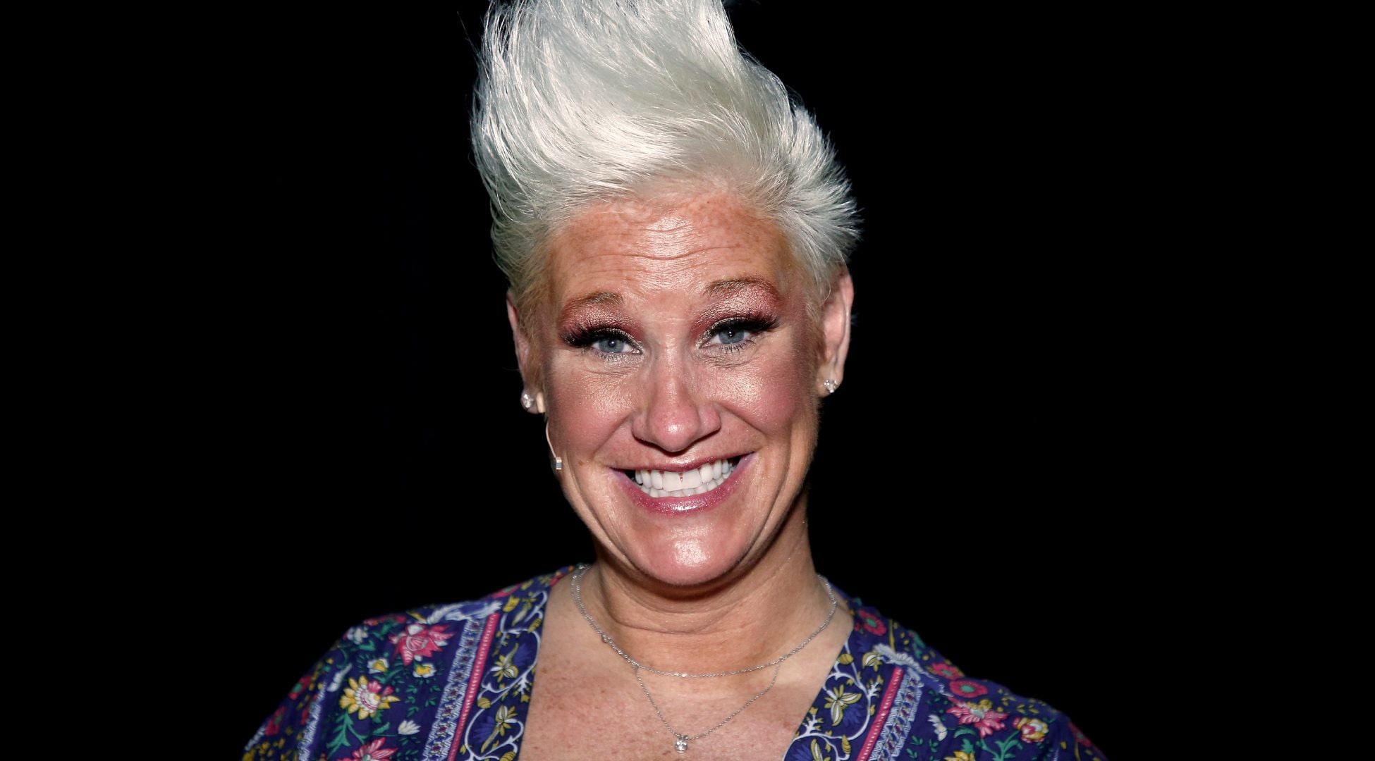 Rivelate le cause della morte di Anne Burrell: la chef di Food Network si è suicidata