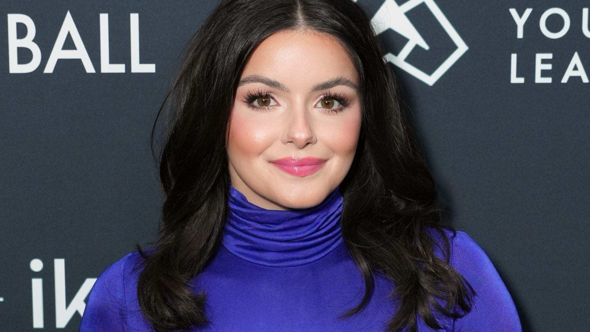Ariel Winter, star di Modern Family: "La televisione è un posto oscuro, da bambina ricevevo messaggi inappropriati"