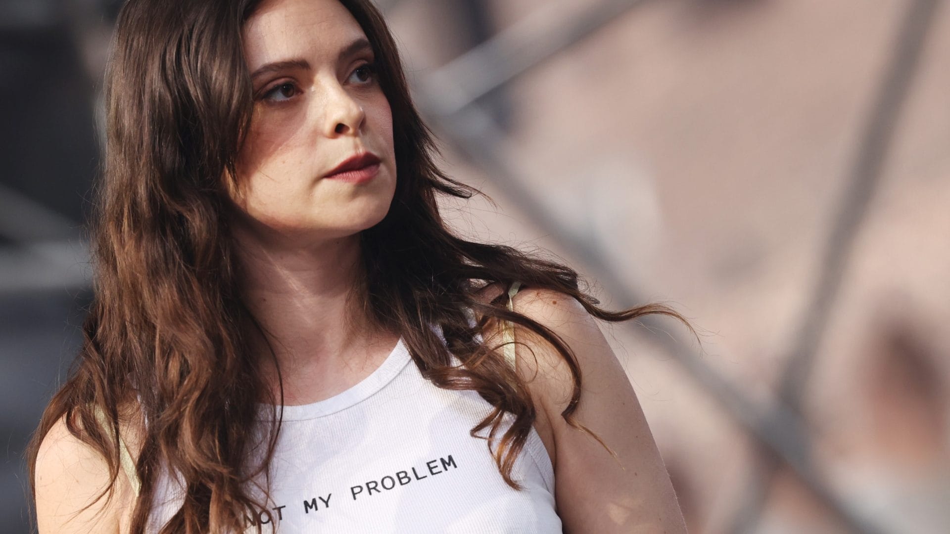 Francesca Michielin insultata per il fisico: "Andate a fancu*o. Basta commentare il corpo delle donne"