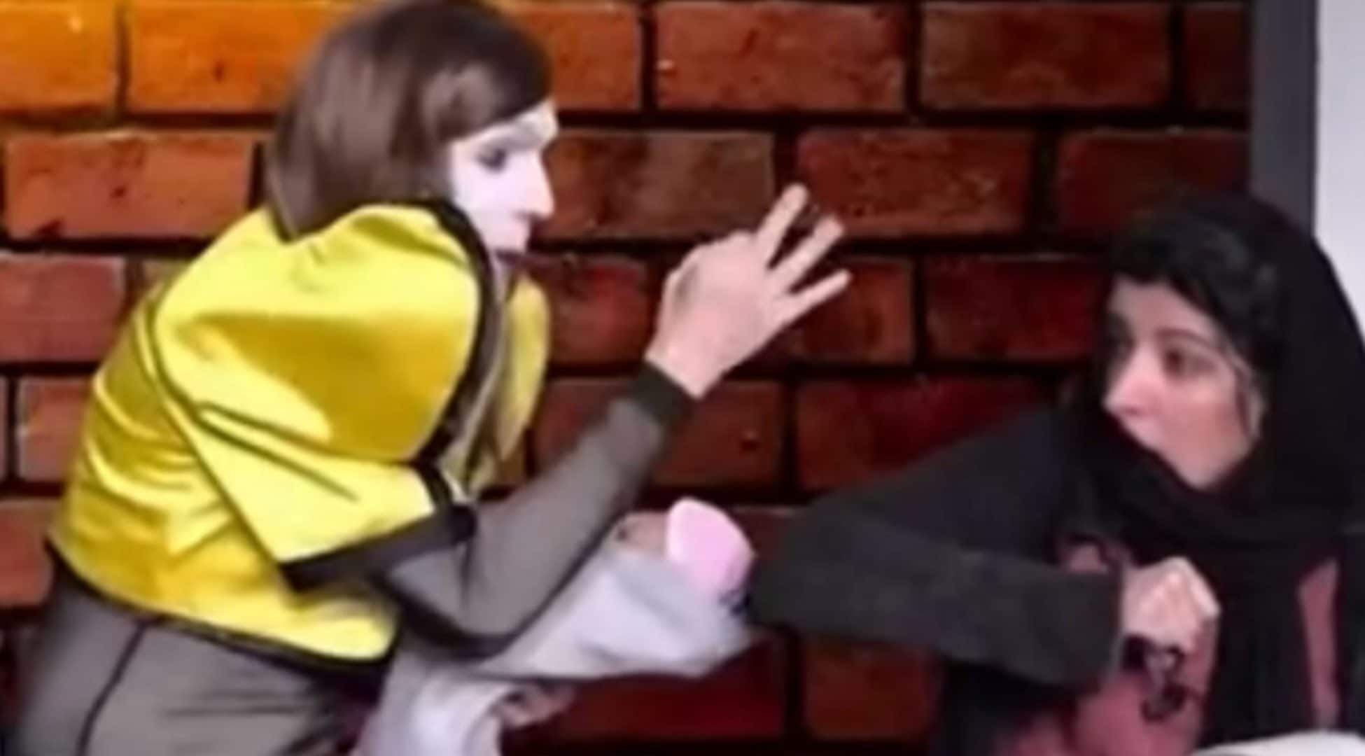 Possibile.it contro Striscia per uno sketch su Lucio Corsi e gli "zingari": la satira sotto attacco