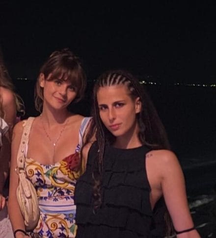 Martina Attili (artista ed ex concorrente di X Factor) e Nicole Rossi (attrice)
