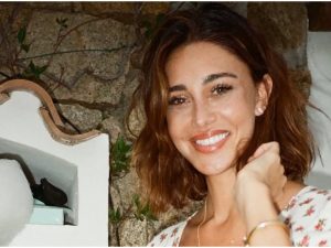 Belén Rodriguez bacia Nicolò e volta pagina, le foto con il nuovo amore: &#8220;È scattata la passione&#8221;