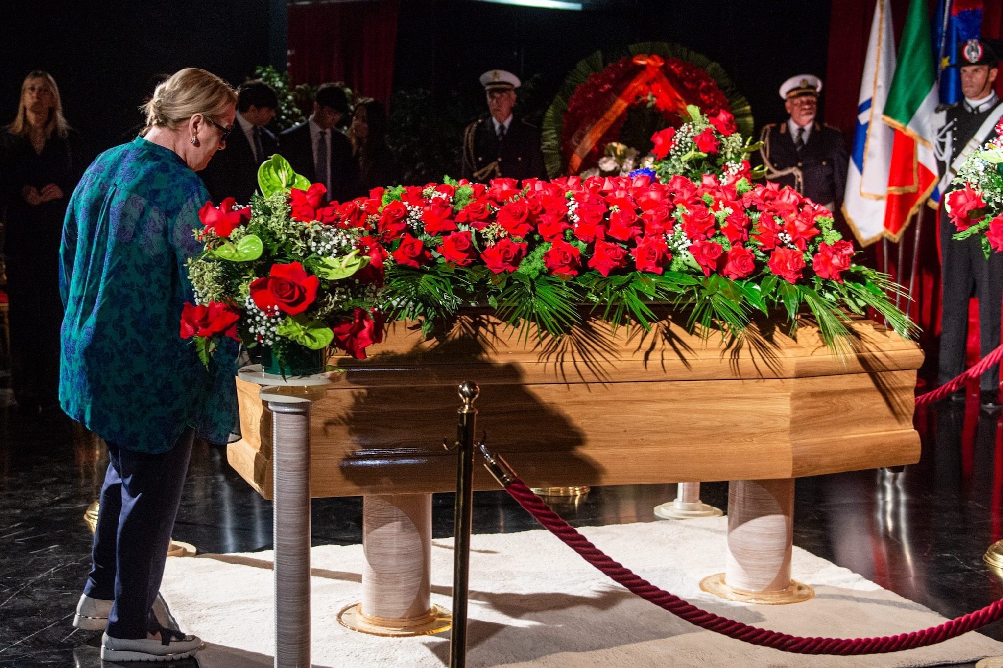 Katia Ricciarelli ai funerali di Baudo