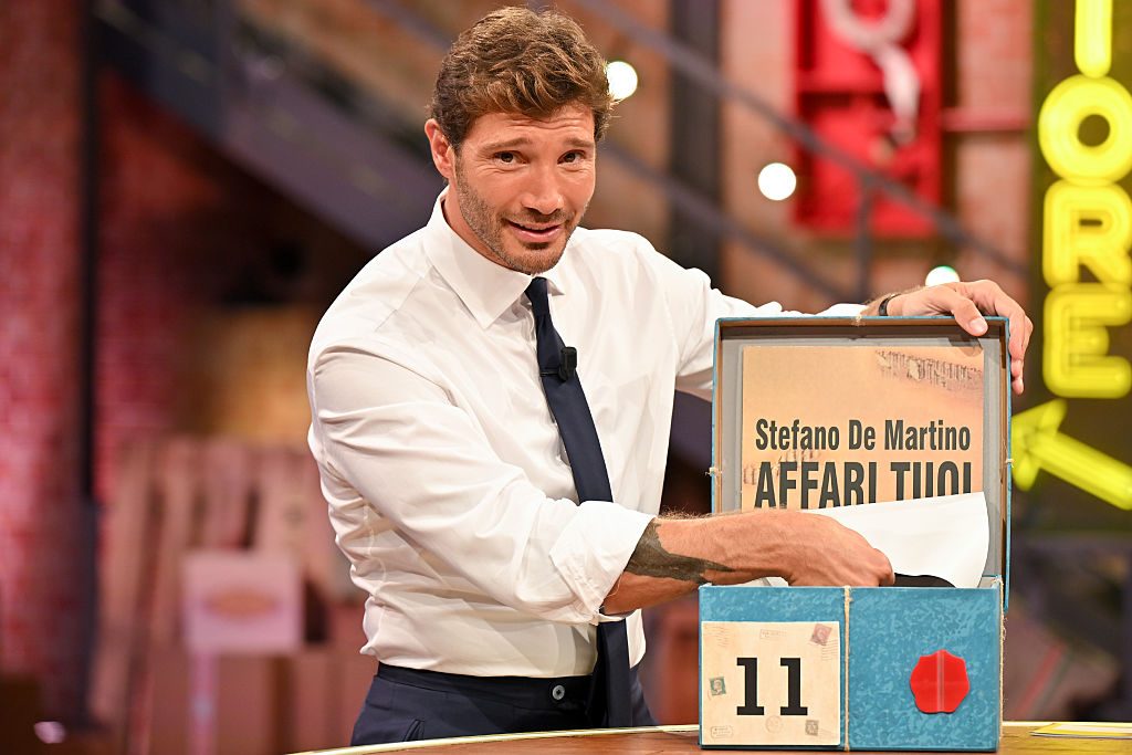 Stefano De Martino alla conduzione della nuova stagione di Affari Tuoi
