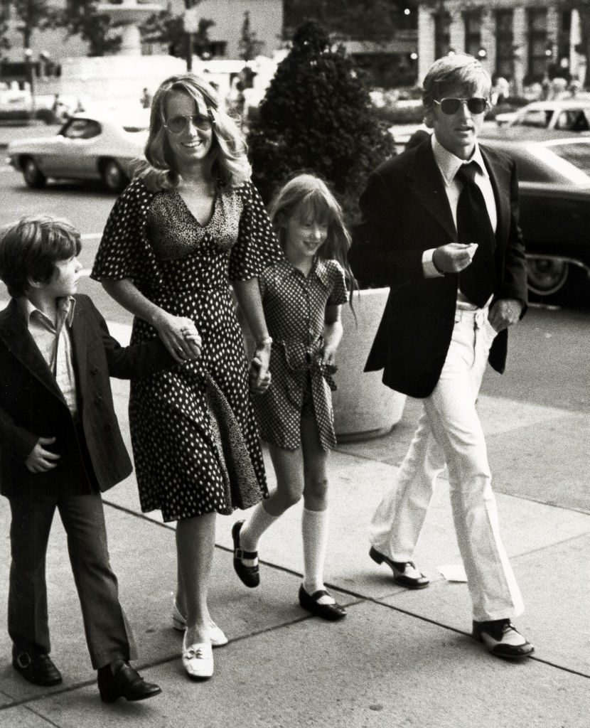 Lola Van Wagenen, Robert Redford e i figli Jamie ed Amy