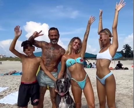 Katia Pedrotti e Ascanio Pacelli con i figli