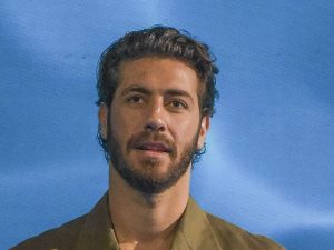 Omer Elomari colpito da un malore al Grande Fratello: cosa è successo ieri sera al concorrente