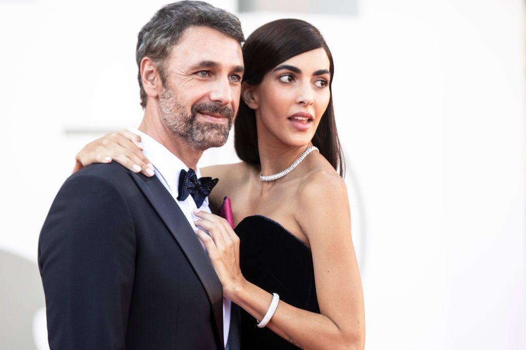 Raoul Bova e Rocìo Munoz Morales hanno raggiunto un accordo sulla separazione, i dettagli sull'assegno di mantenimento