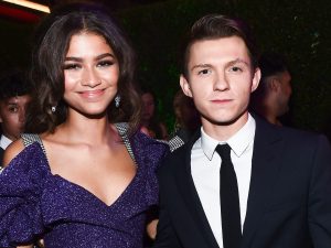 Tom Holland specifica che Zendaya è &#8220;la sua fidanzata&#8221; e non &#8220;la sua ragazza&#8221; confermando il matrimonio in arrivo