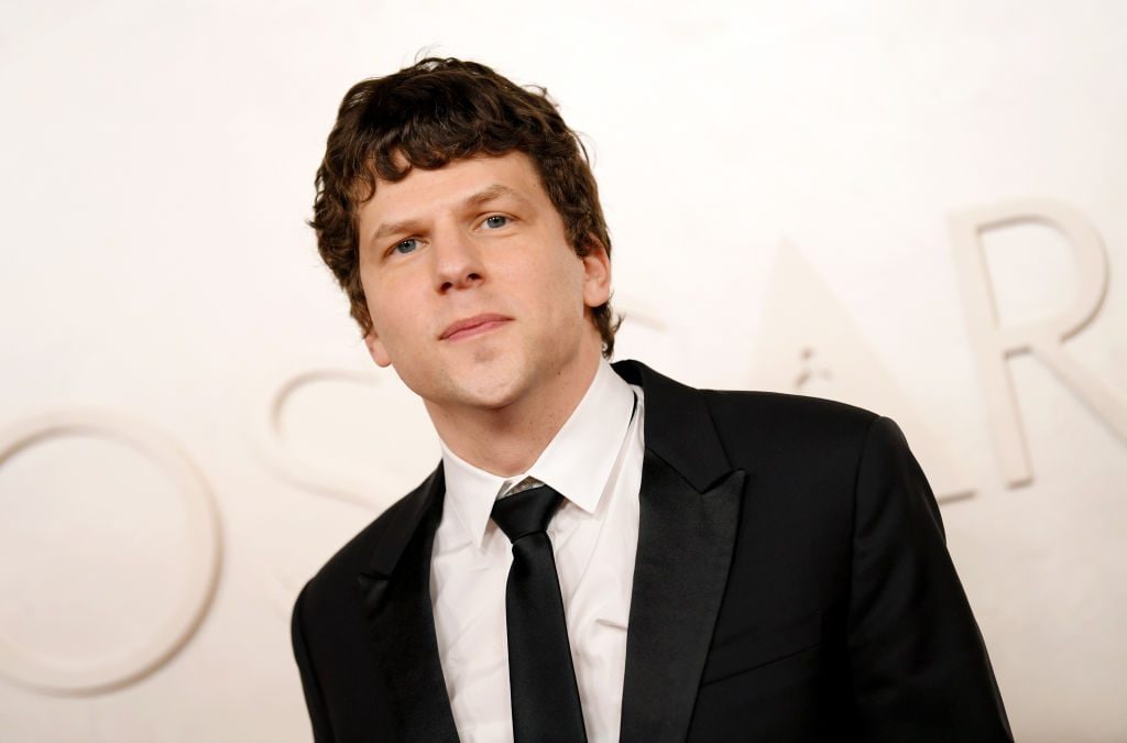 Jesse Eisenberg donerà un rene ad uno sconosciuto: "Un gesto privo di rischi e necessario"