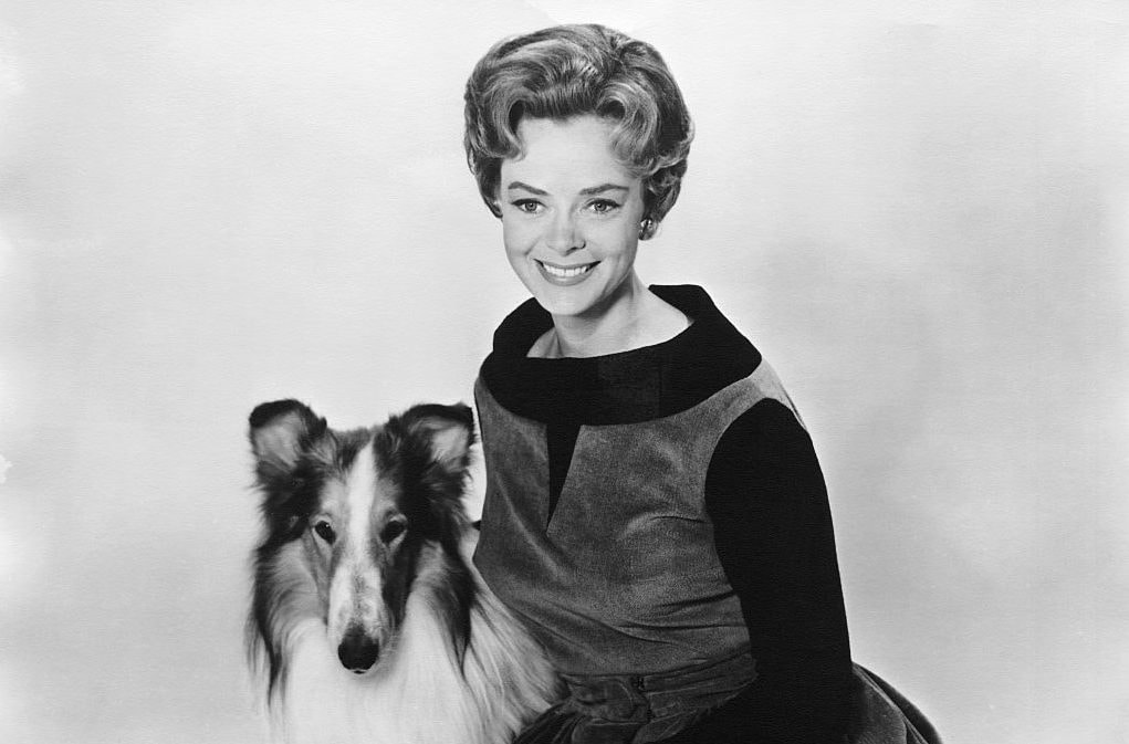 Morta June Lockhart, la “mamma d’America” di Lassie e Lost in Space aveva 100 anni