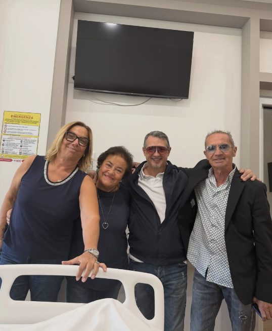 I genitori di Tony Effe e Giulia De Lellis